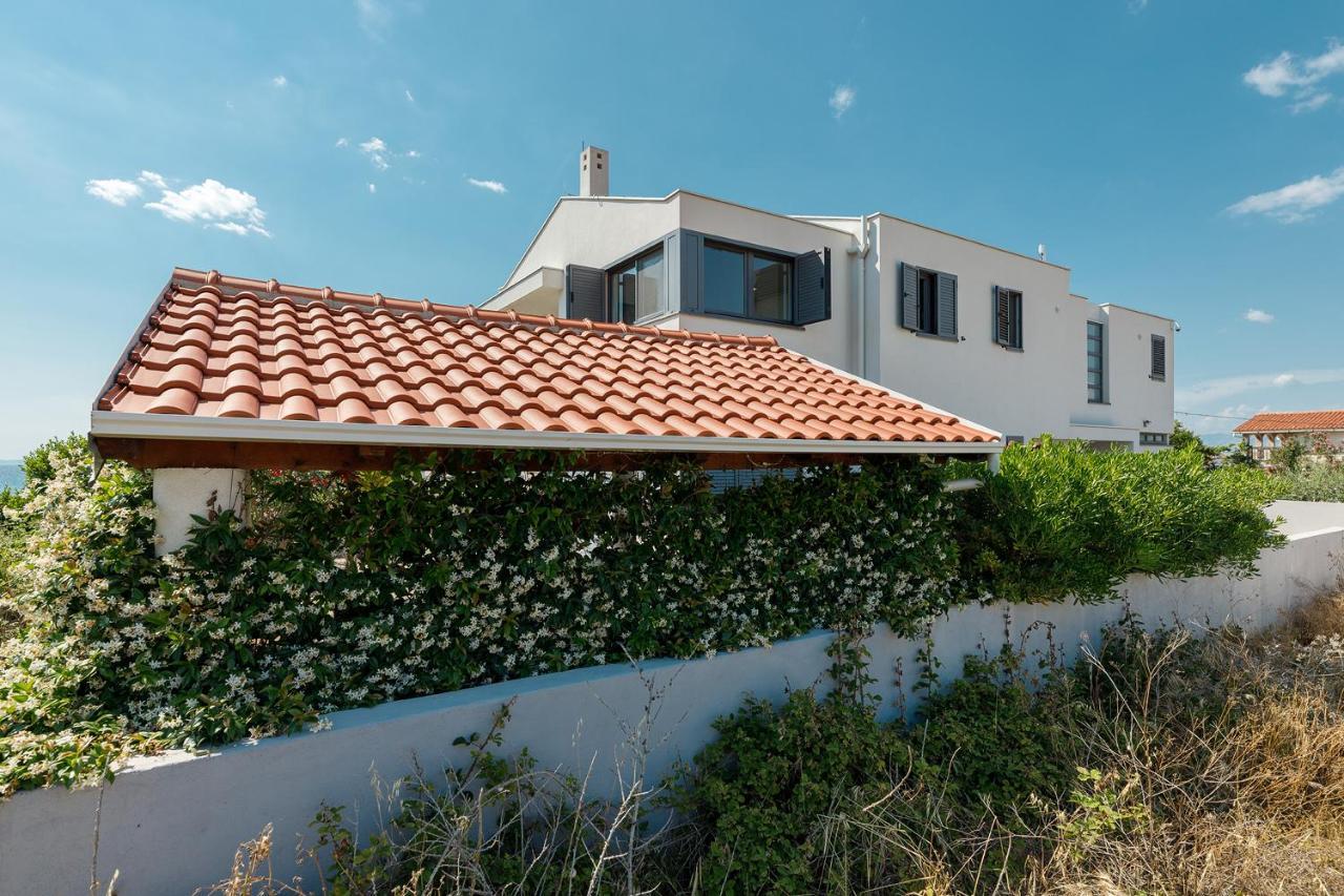 Malo Ferienvilla Privlaka, Pool, Boje, Wi-Fi, Wallbox プリヴラカ エクステリア 写真